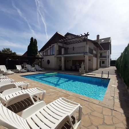 Familia Apartmanhaz Kestel Dış mekan fotoğraf