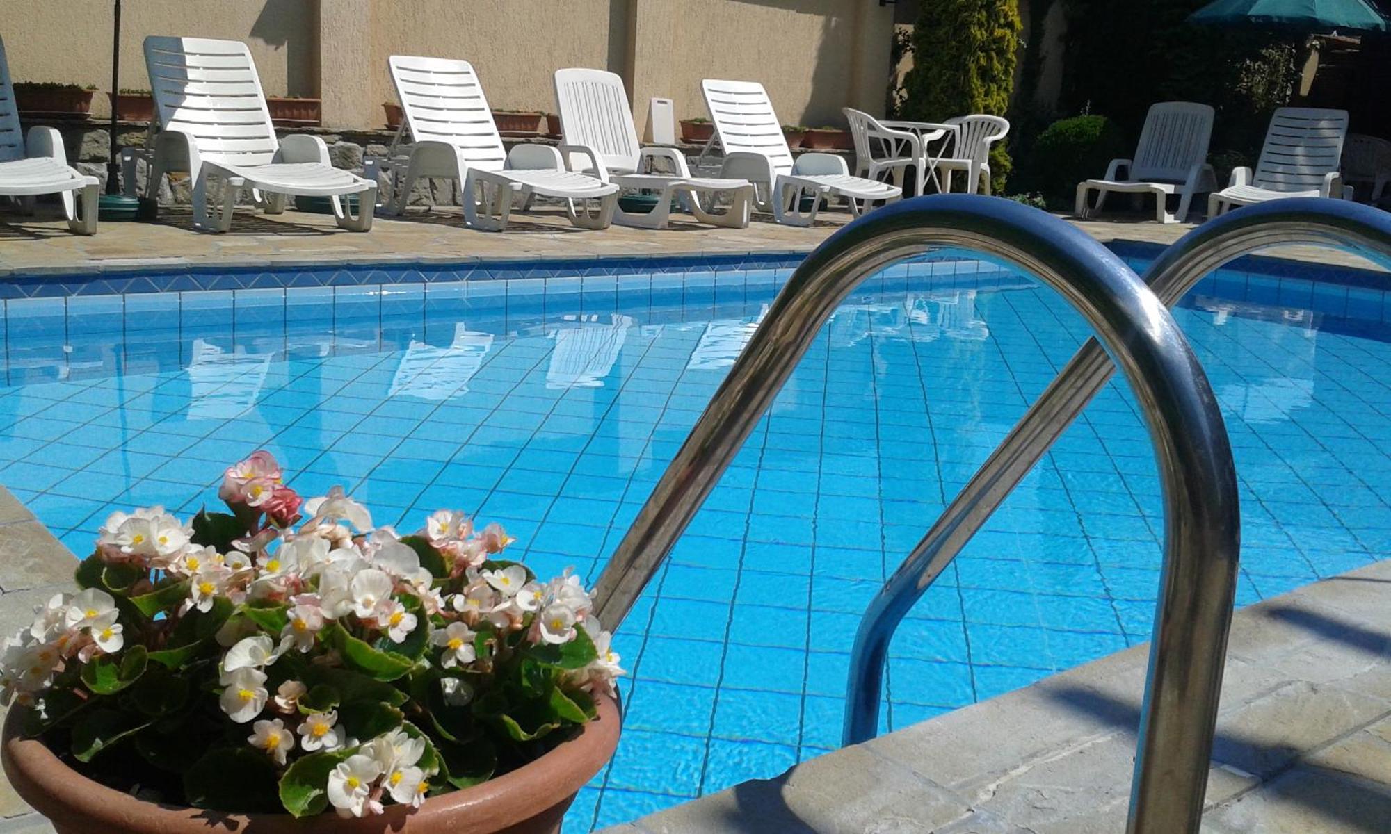 Familia Apartmanhaz Kestel Dış mekan fotoğraf