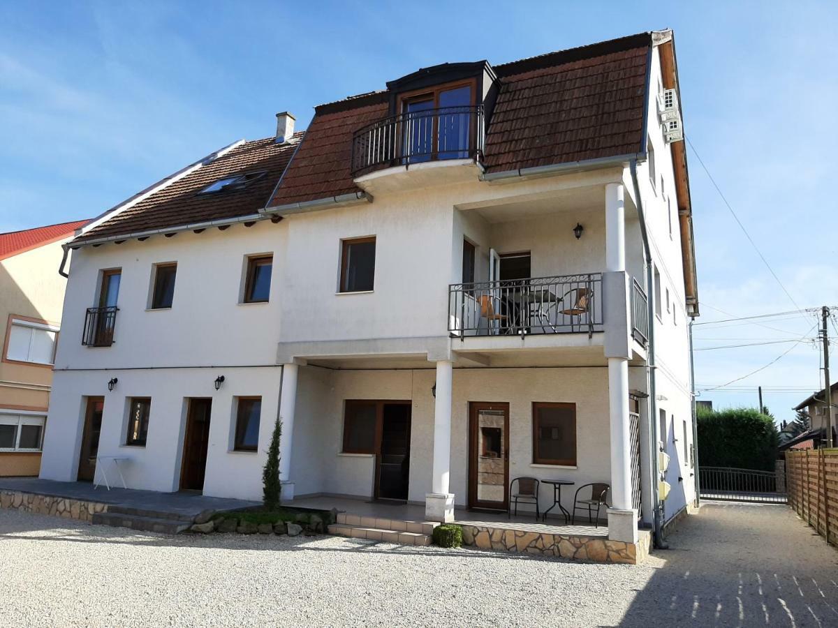 Familia Apartmanhaz Kestel Dış mekan fotoğraf