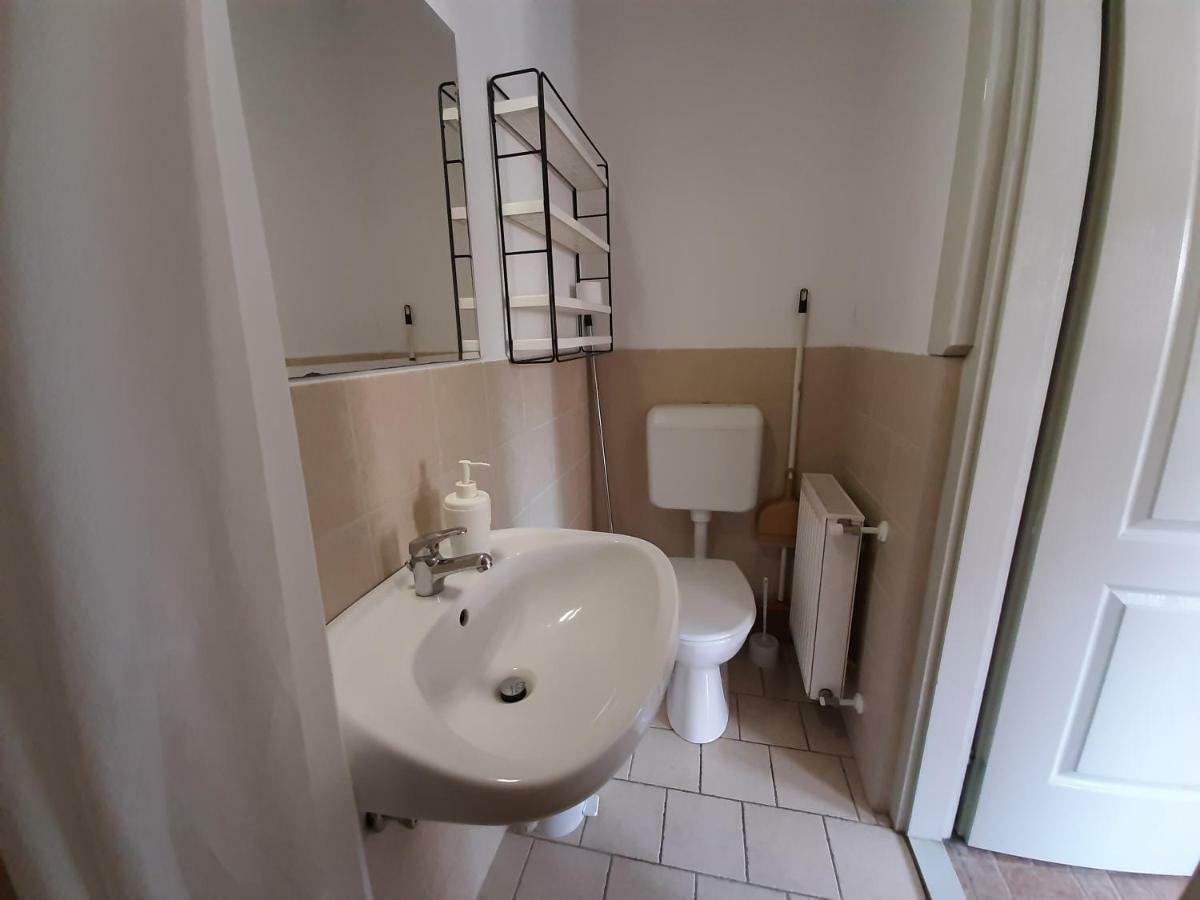 Familia Apartmanhaz Kestel Dış mekan fotoğraf