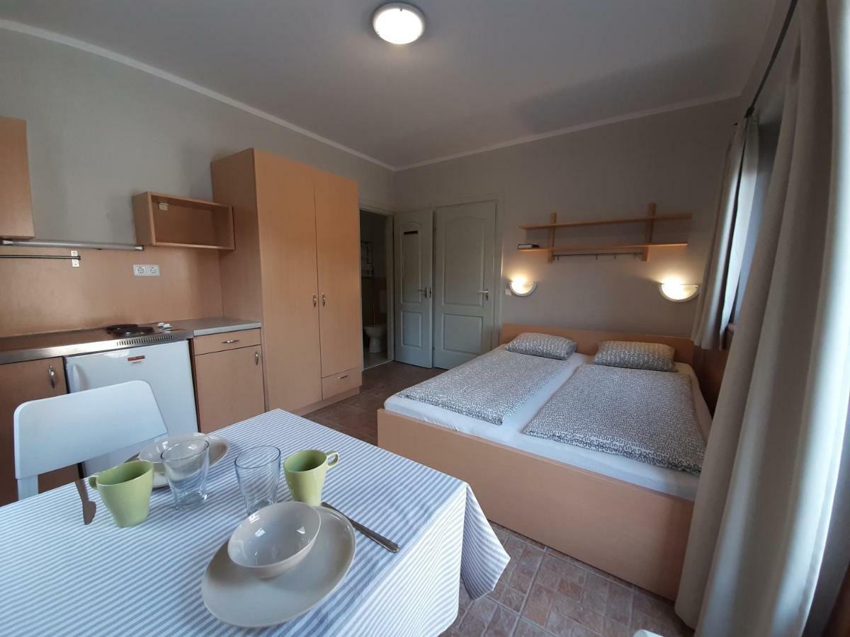 Familia Apartmanhaz Kestel Dış mekan fotoğraf