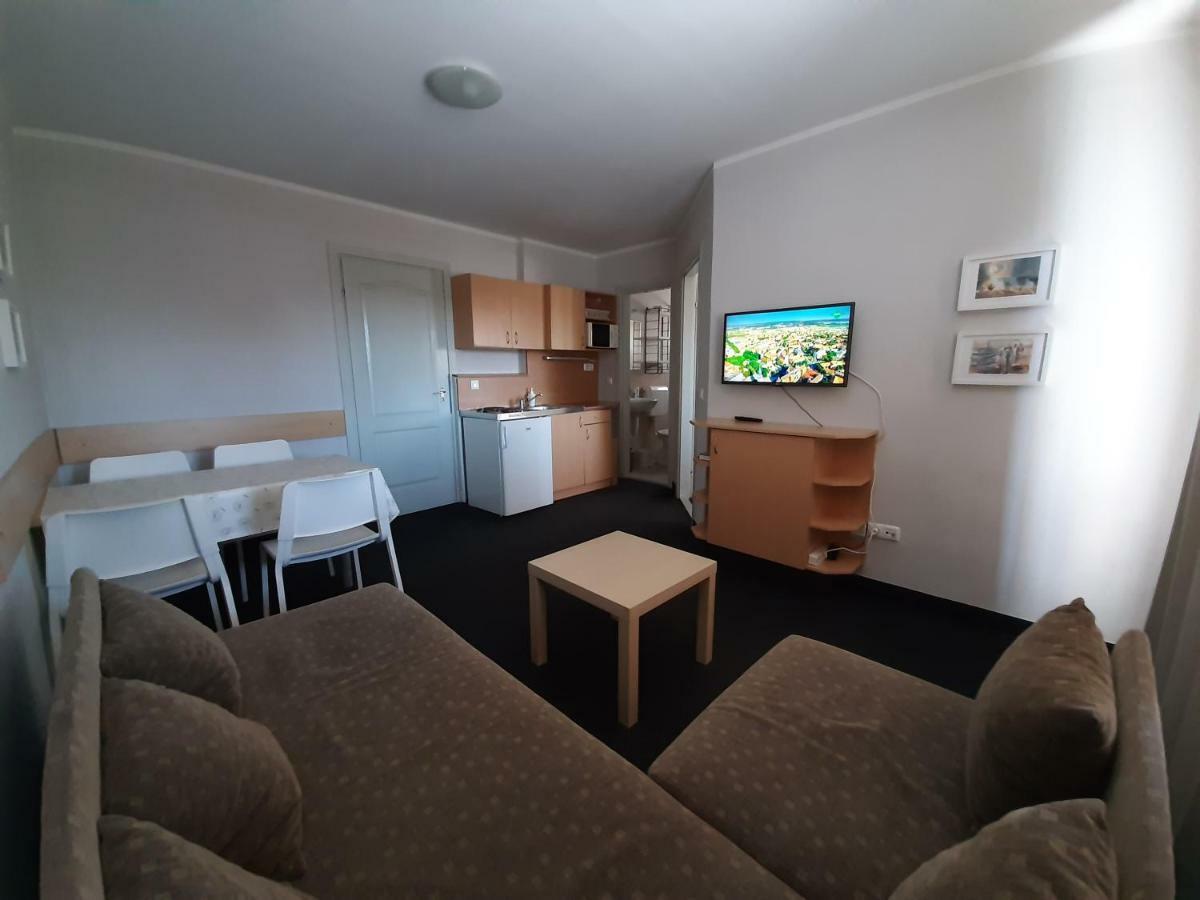 Familia Apartmanhaz Kestel Dış mekan fotoğraf