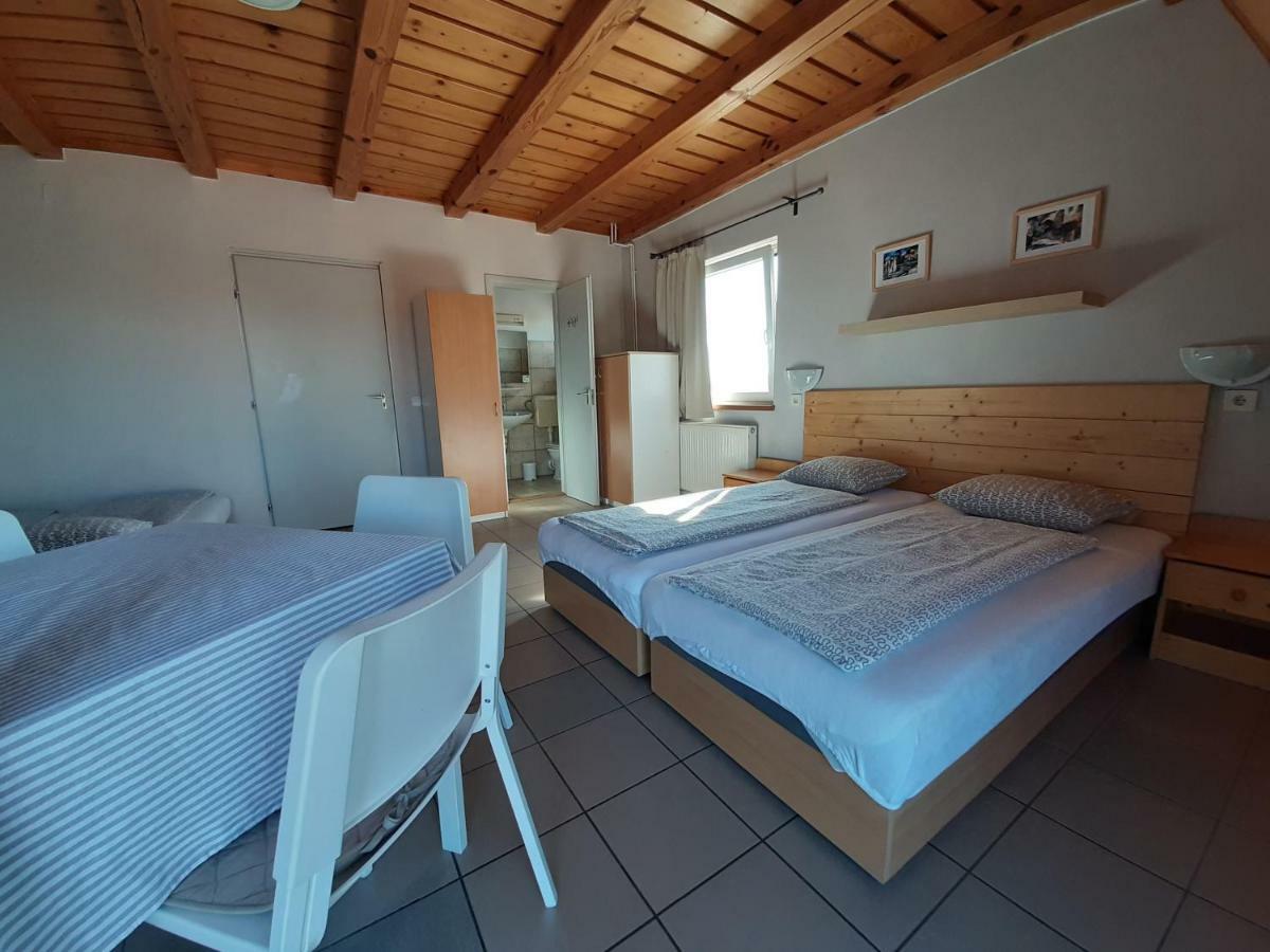 Familia Apartmanhaz Kestel Dış mekan fotoğraf