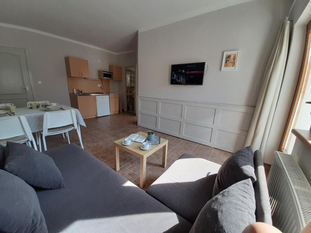 Familia Apartmanhaz Kestel Dış mekan fotoğraf